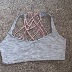 Lululemon Free to be wild bra